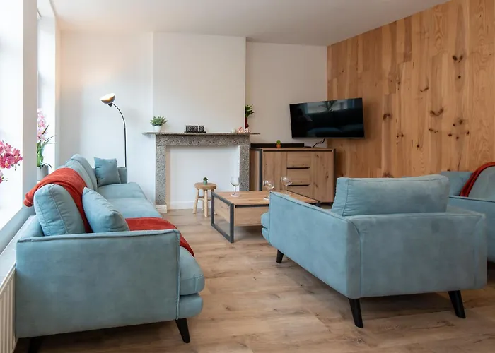 The Break Your Cozy Coastal Escape And Free Parking Appartement *