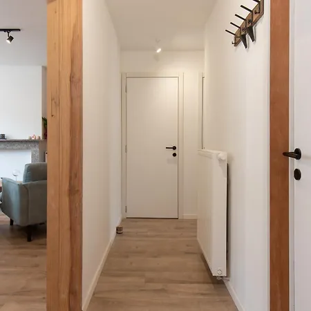 The Break Your Cozy Coastal Escape And Free Parking Apartment Ostend