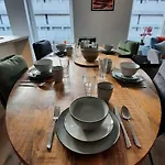 The Break Your Cozy Coastal Escape And Free Parking * 오스텐드