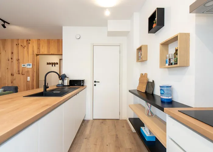 The Break Your Cozy Coastal Escape And Free Parking